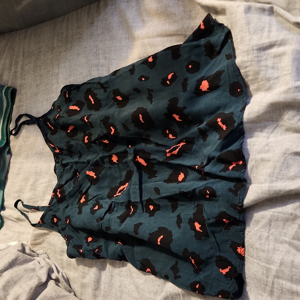 Leopard tank top